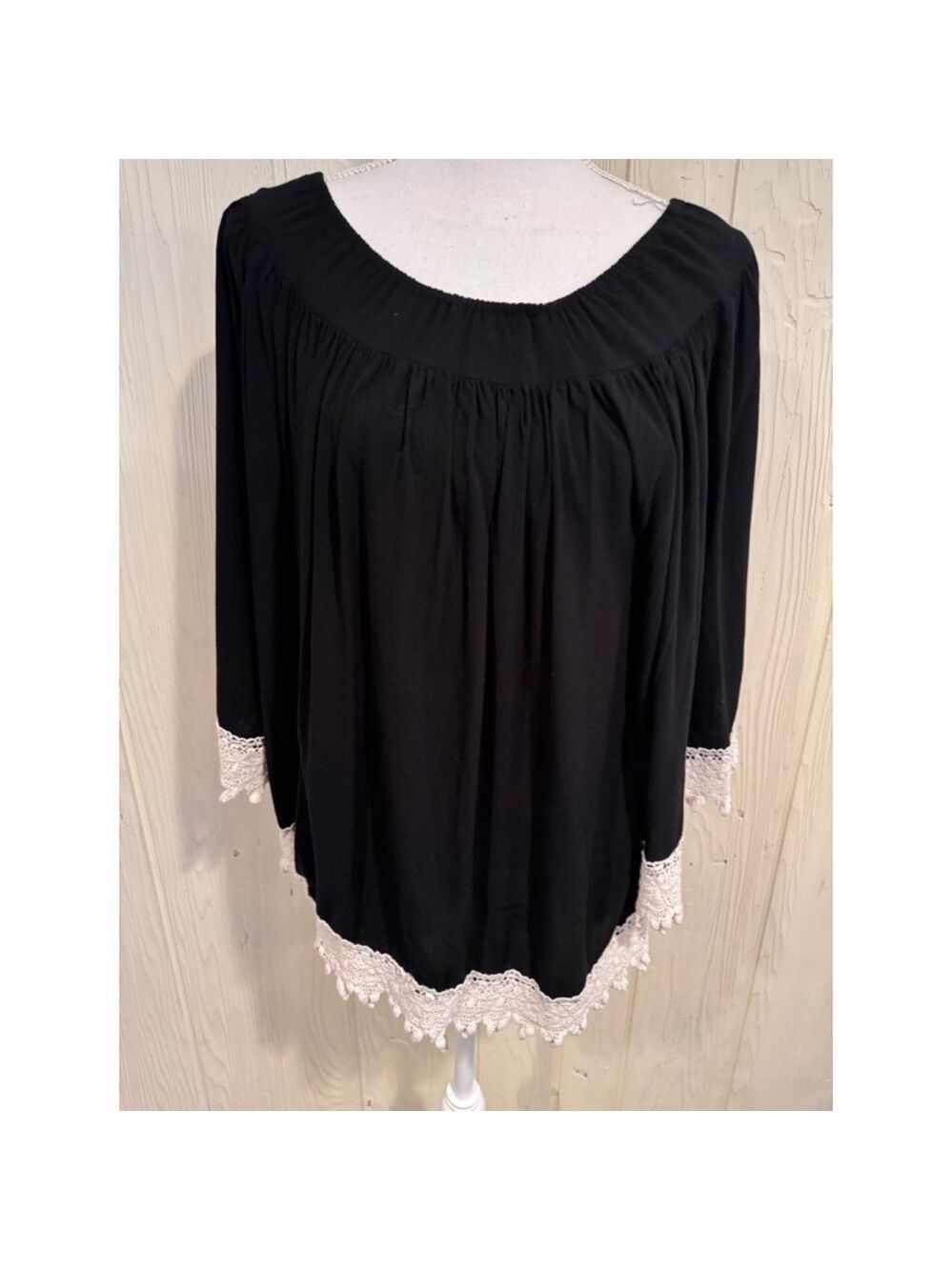 Nicola Antoni Black White Crochet Lace Blouse Medium